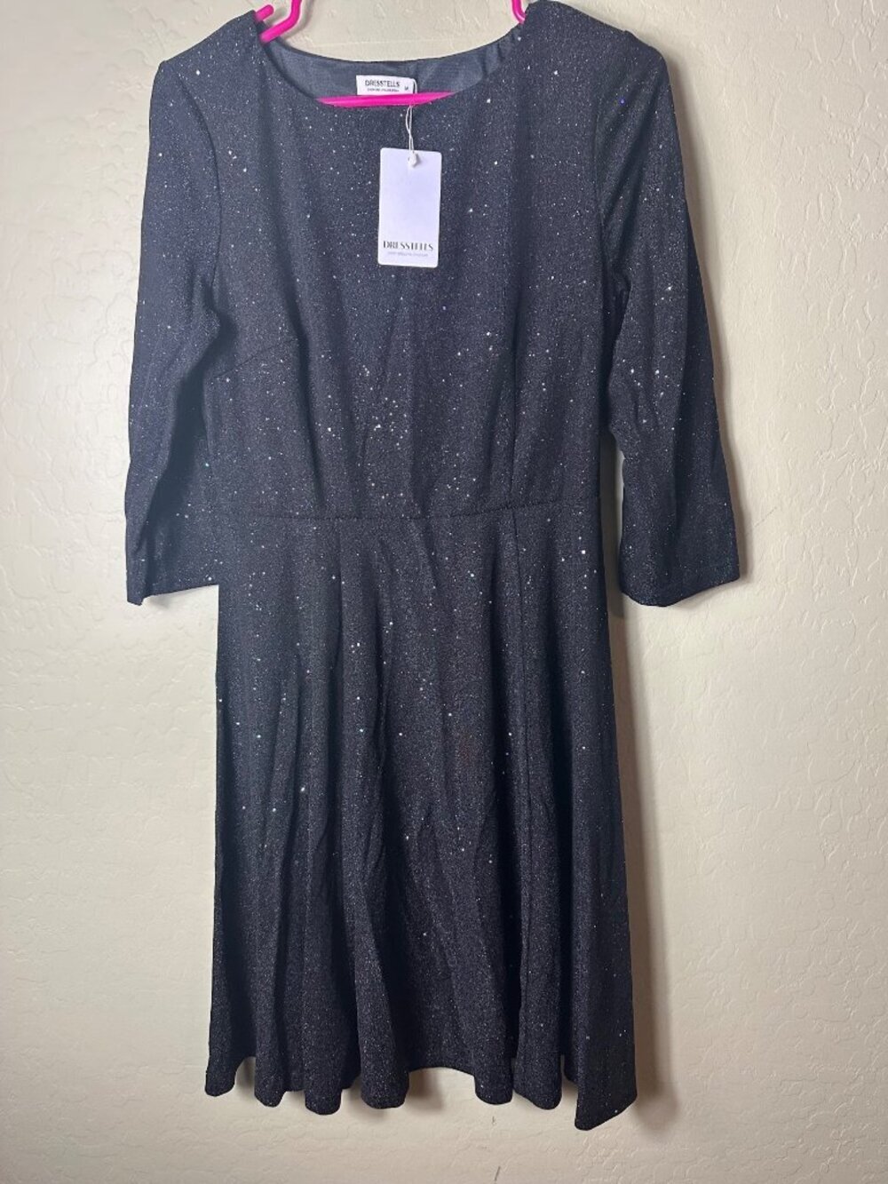 NWT DRESSTELLS Black Sparkly Dress Size Medium
